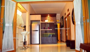 Cozy Villa Batu (4)