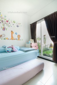 The Villa White Batu (6)