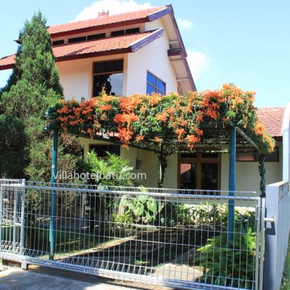 Villa Cemara 95  Batu
