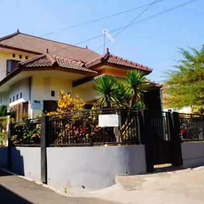 Villa Batu Ronggolawe