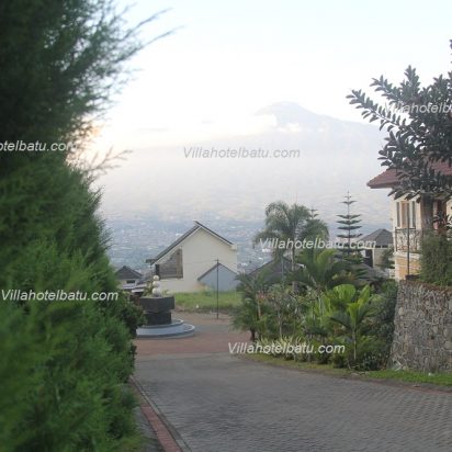 Sewa Villa Pinus Batu Malang