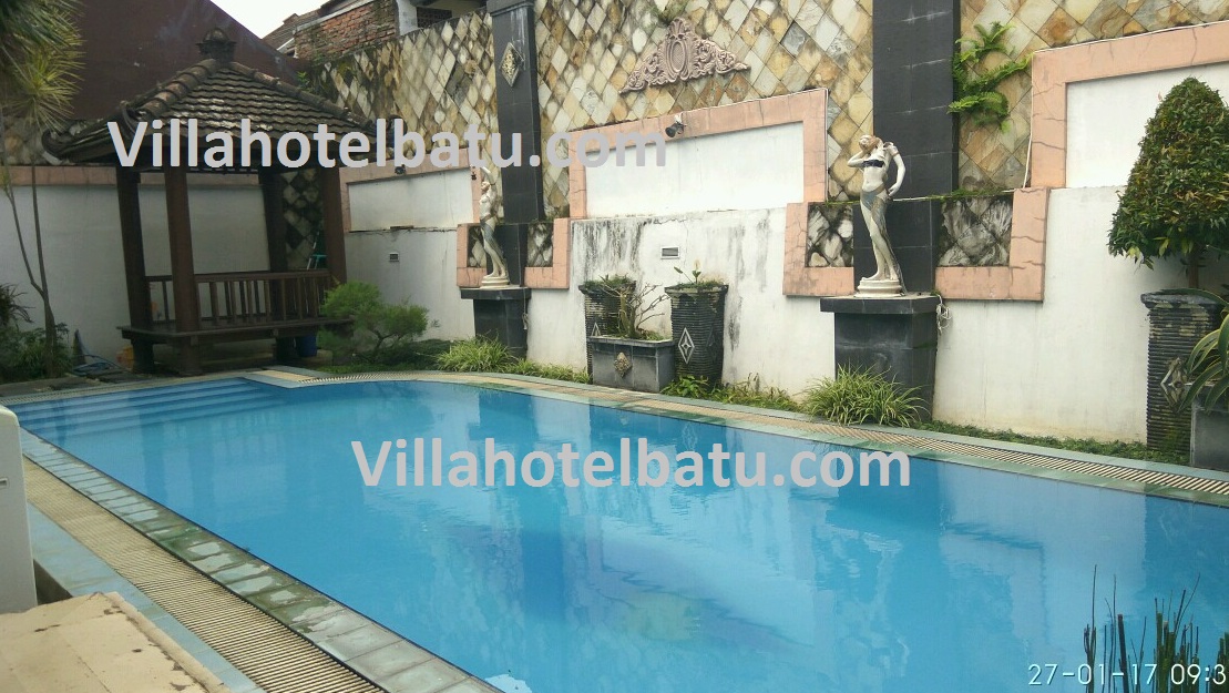 Villa kolam renang dekat wisata batu