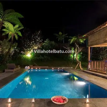 Villa Di Batu Yang Ada Kolam Renang