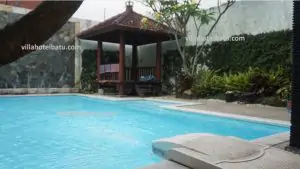 villa private pool murah batu