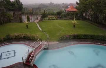 Villa di Batu Untuk Rombangan Harga Miring