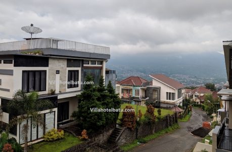 Villa Pinus View Batu 8