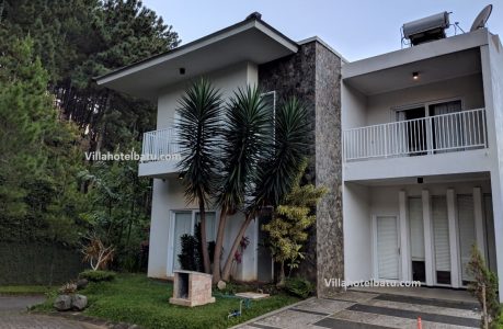 Villa Luxury Pinus M44 Batu