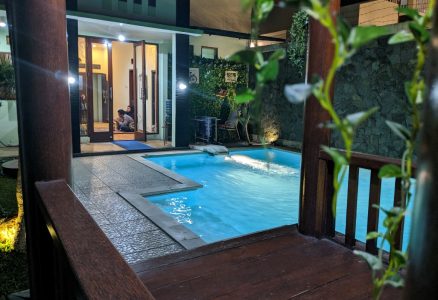 10 villa di batu malang fasilitas private pool yang cocok untuk keluarga kecil