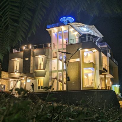 Villa Golden Pinus Batu