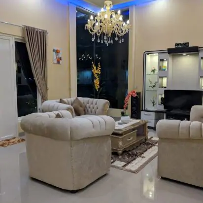 Villa Golden Pinus Batu