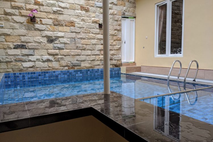Villa Golden Pinus Batu