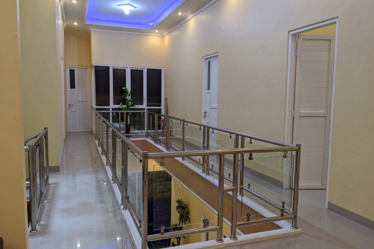 Villa Golden Pinus Batu
