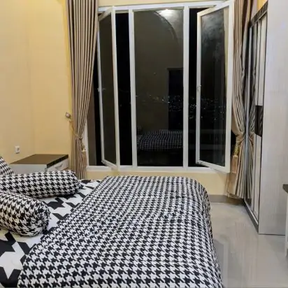Villa Golden Pinus Batu