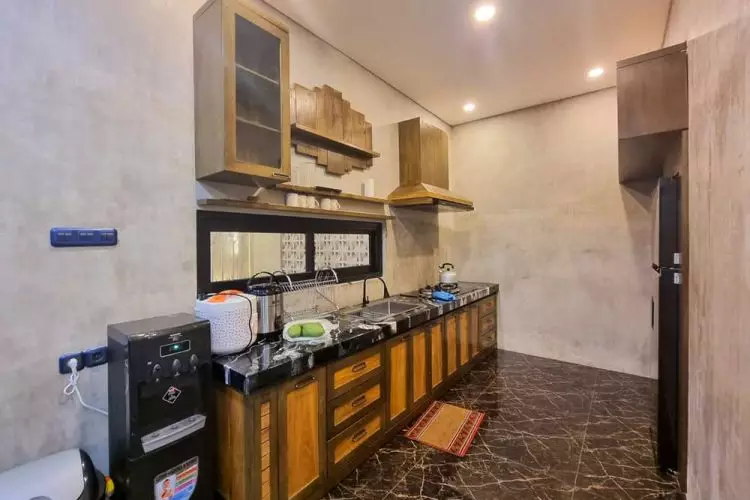 Industrial Villa Dedayu