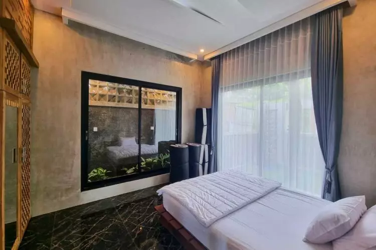 Industrial Villa Dedayu