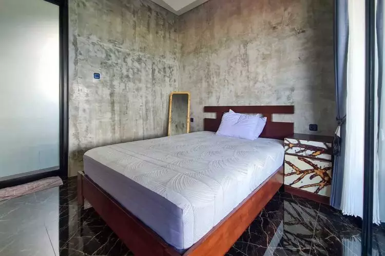 Industrial Villa Dedayu