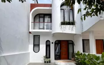 Javanese Villa Batu