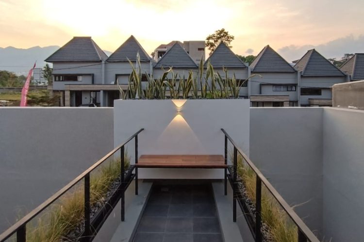 Tropical Villa Batu
