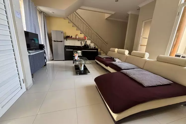 Villa Romansa R1 Batu