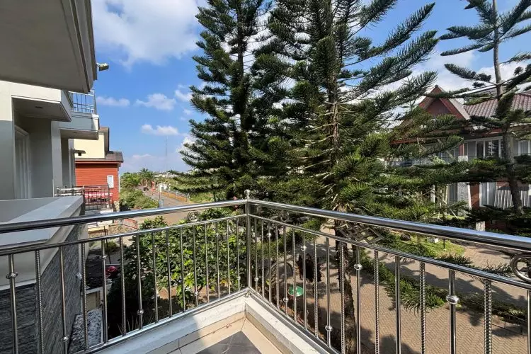 Villa Romansa R1 Batu